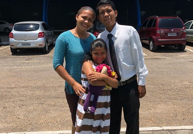 Casal venezuelano busca no Brasil a oportunidade de criar a filha — Foto: Arquivo pessoal/Divulgação